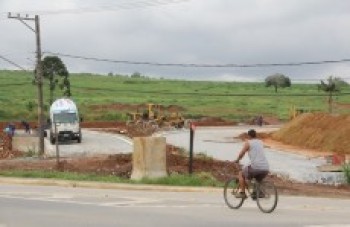 Rotatória ficará pronta até junho