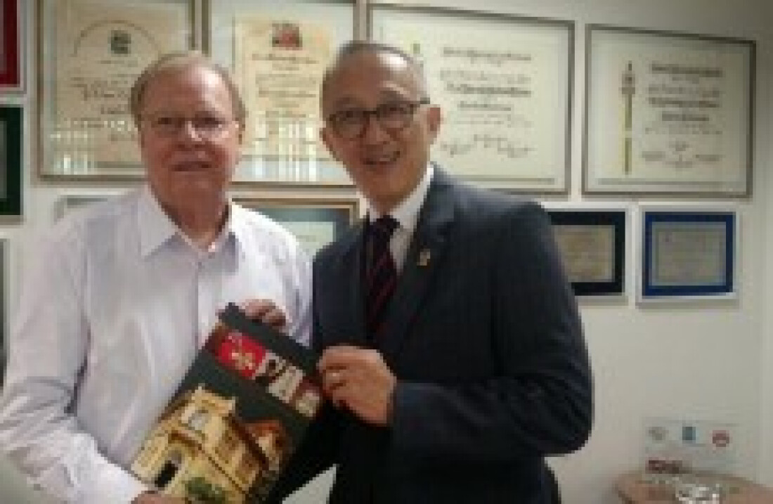 Estevam Galvão recebe homenagem