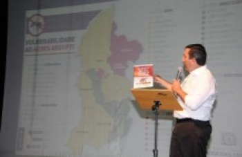 César de Souza e Sabaúna têm alto risco de doenças do Aedes