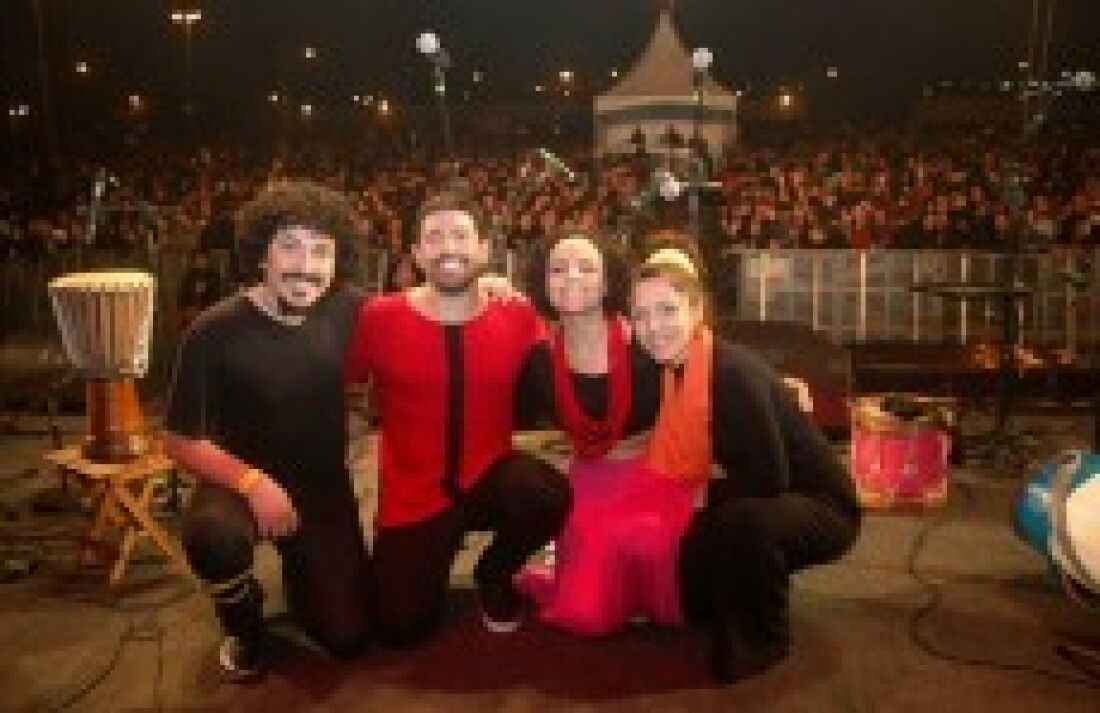 Carta da Manga celebra lançamento de CD no Casarão da Mariquinha