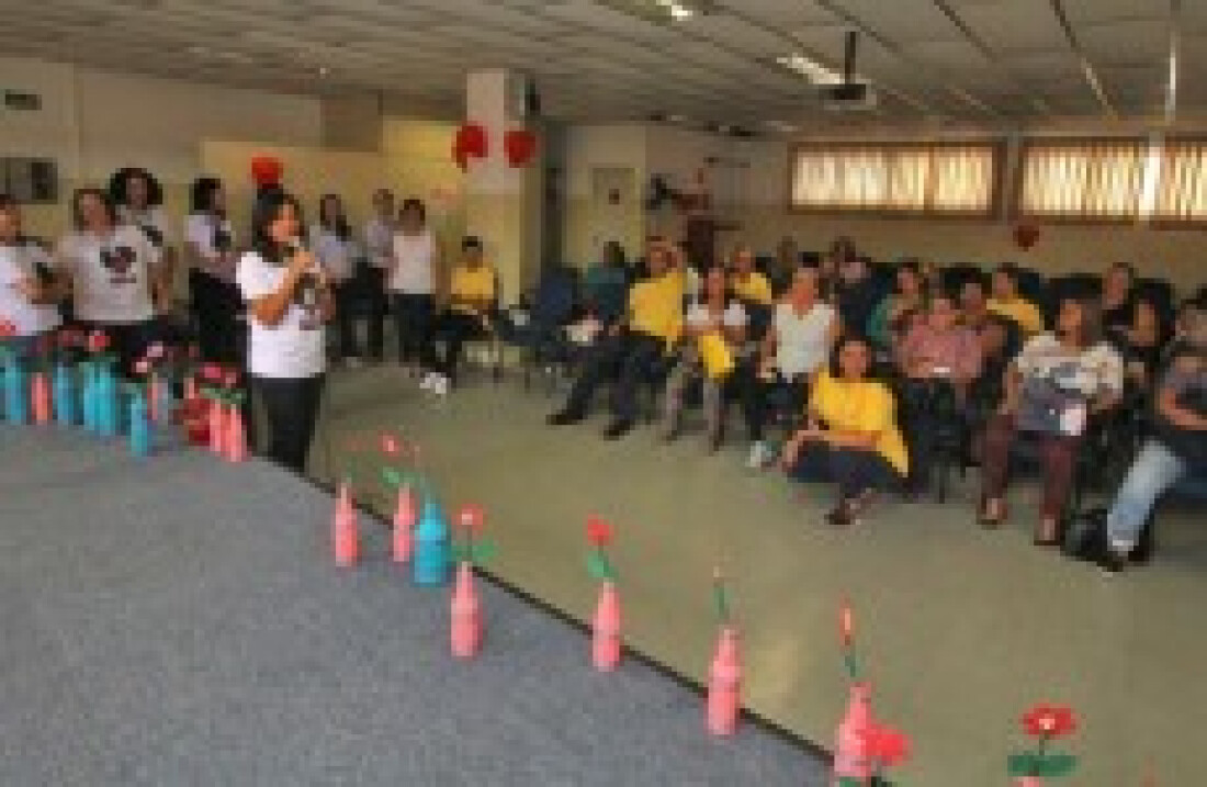 Mães da Apae são homenageadas