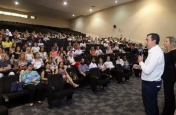 Melo pede manutenção de melhorias na Educação