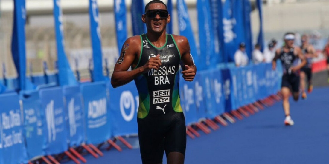 Manoel Messias é bronze em 1ª etapa do circuito mundial de Triatlo