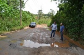 Prefeitura deve terceirizar os trabalhos de tapa-buraco