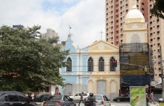 Idoso é espancado durante roubo