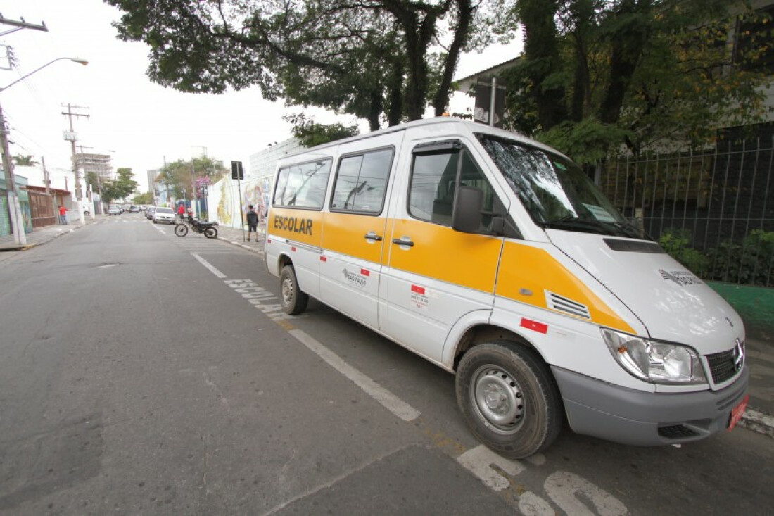 Itaquá regulamenta o transporte escolar