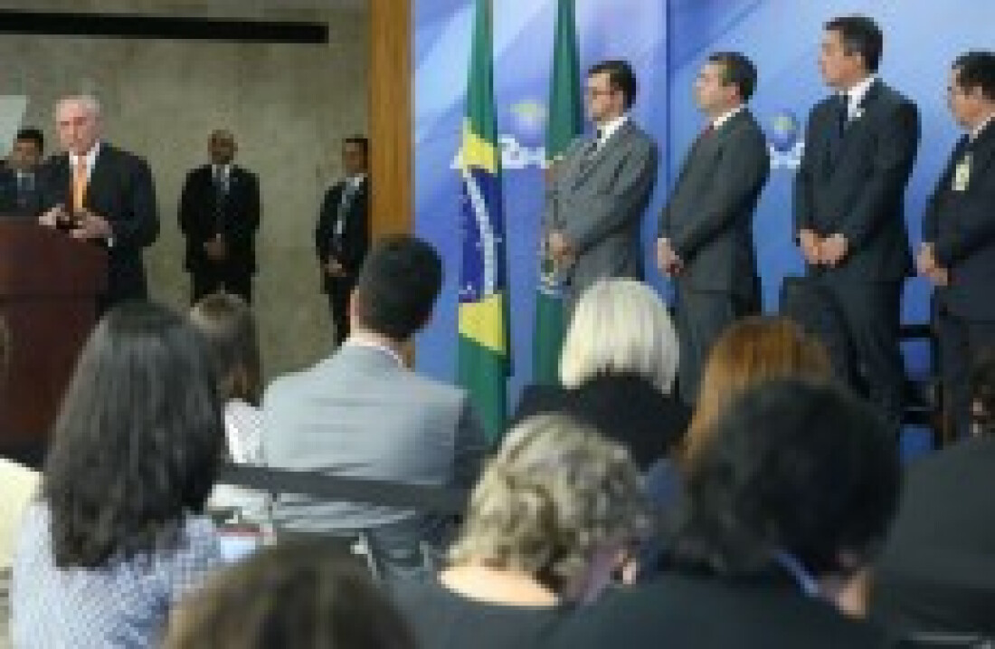 Temer anuncia retomada de empregos e destaca otimismo