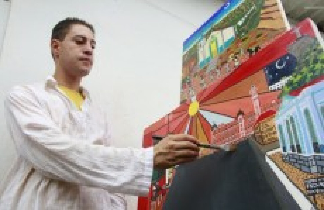 Obras do artista Enzo Ferrara estão em exposição no Masp