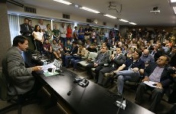 Empresas 'maquiavam' carne vencida e subornavam fiscais