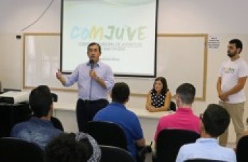 Prefeito prestigia eleições do Comjuve