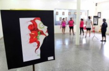 "A Identidade e a Diversidade da Mulher" em cartaz em Itaquá