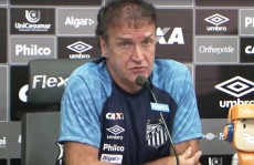Santos e Grêmio abrem duelo de tricampeões nas quartas
