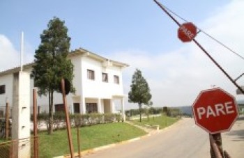 Vereador denuncia enterro de animais no Canil de Suzano