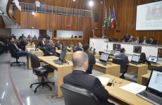 Sessão discute desobstrução de galerias e manutenção