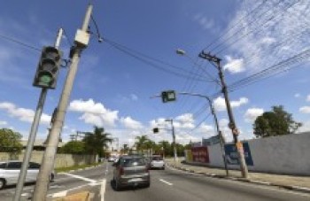 Prefeitura instala câmeras para monitorar o trânsito