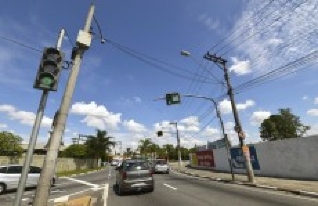 Prefeitura instala câmeras para monitorar o trânsito