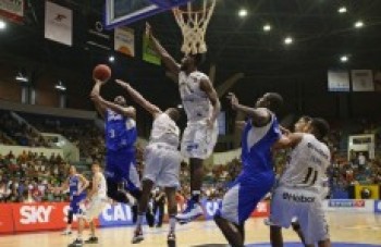 Mogi derrota Pinheiros e se garante no G4 do Nacional