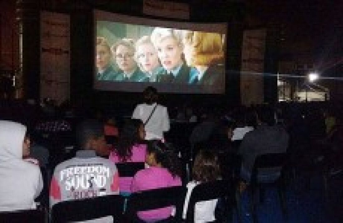 'Cine em Cena' estreia com recorde de público