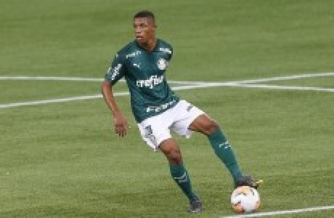 Palmeiras recebe o Delfín para confirmar classificação