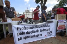 Greve dos professores tem início na região