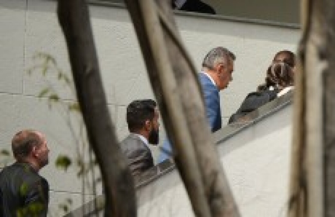 Picciani presta depoimento durante três horas no Rio