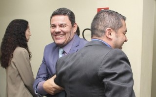 Debate sobre moradia gera bate-boca