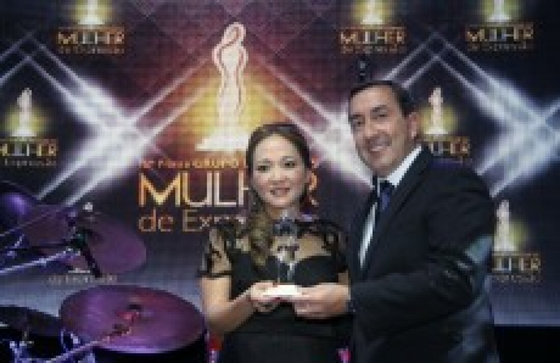 Grande festa marca 'Prêmio Mulher de Expressão' de 2017