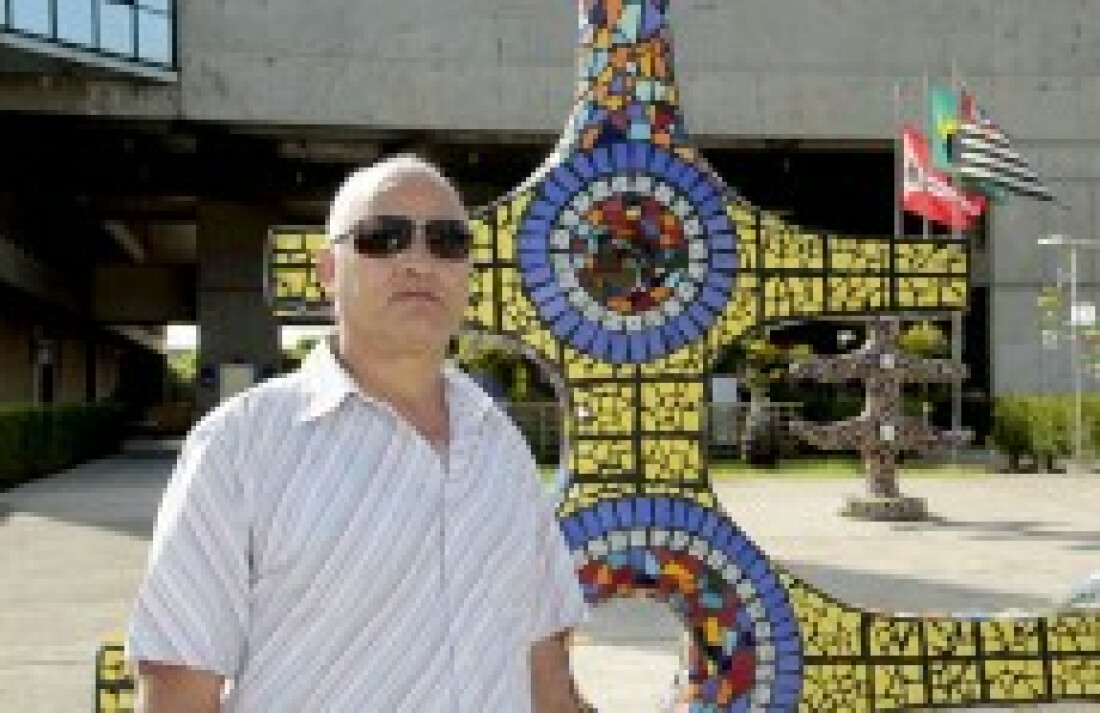 Suzano expõe obras de Maurício Chaer
