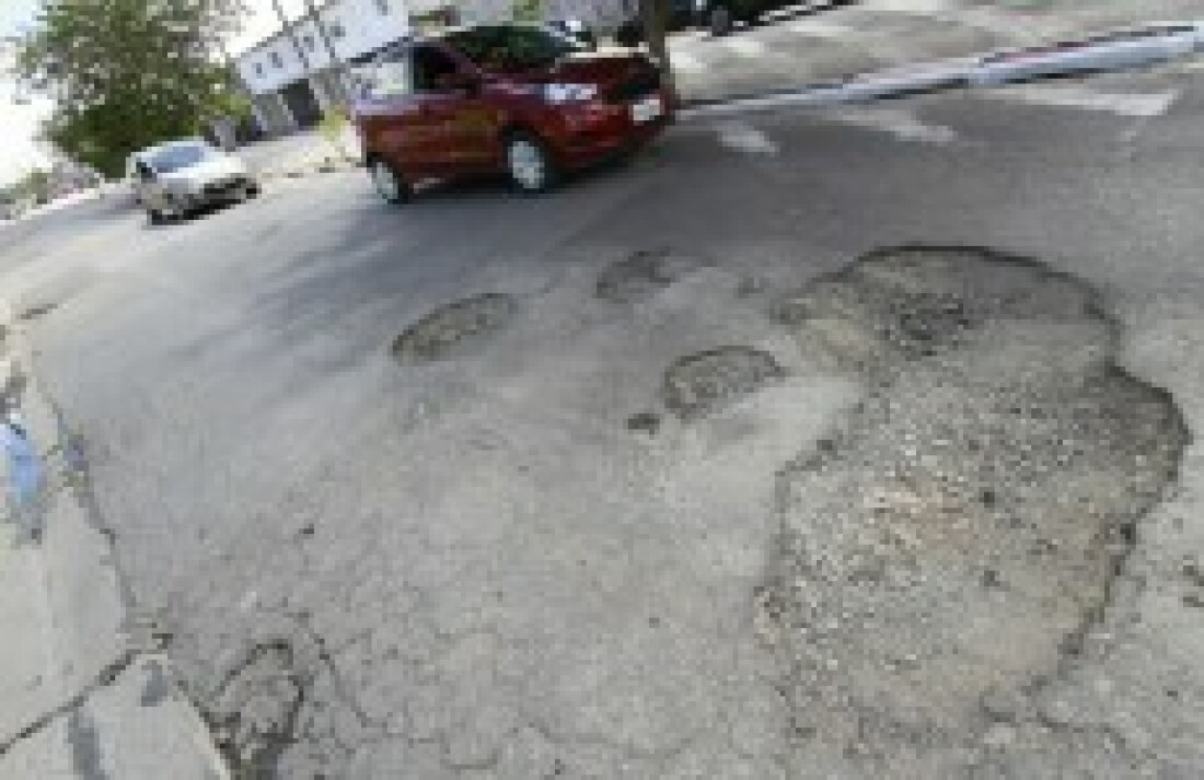 Serviço de tapa-buraco deve começar até o final do mês