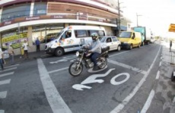 Secretaria de Transporte faz bolsões para motos
