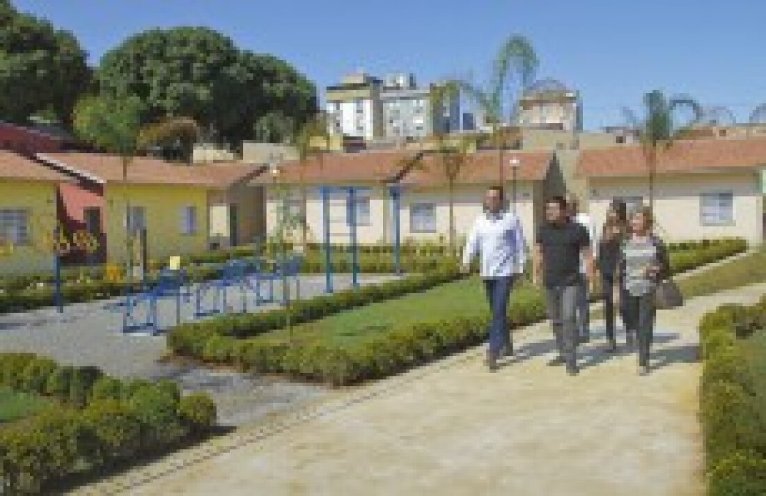 Imóveis da Vila Dignidade recebem os 22 idosos na próxima semana