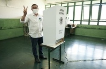 Melo e Cunha vão ao 2º turno