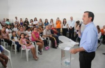 Escola Claudio Abrahão é entregue