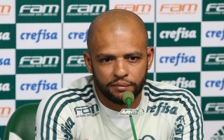 Felipe Melo sofre fratura no tornozelo esquerdo