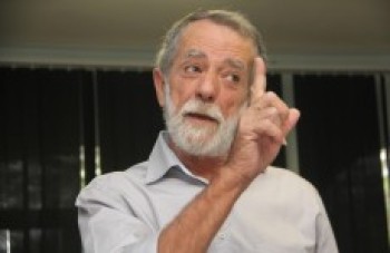 Depois de cem dias, Zé Biruta prefere se manter em silêncio