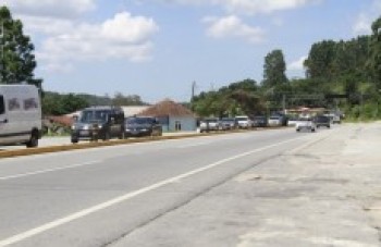 Mais de 127 mil veículos vão pegar as estradas no feriado