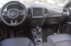 Jeep Compass e Captur são apresentados aos mogianos