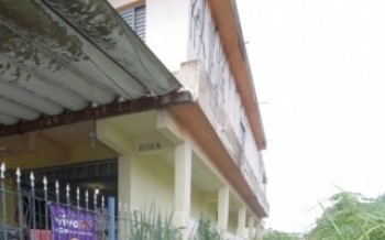 População pede limpeza de córrego na Vila Joia: