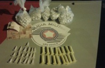 Dupla é presa por tráfico na Vila Pomar