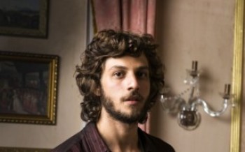 Chay Suede estará na trama das nove