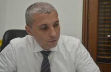 Pai é preso suspeito de estuprar a própria filha