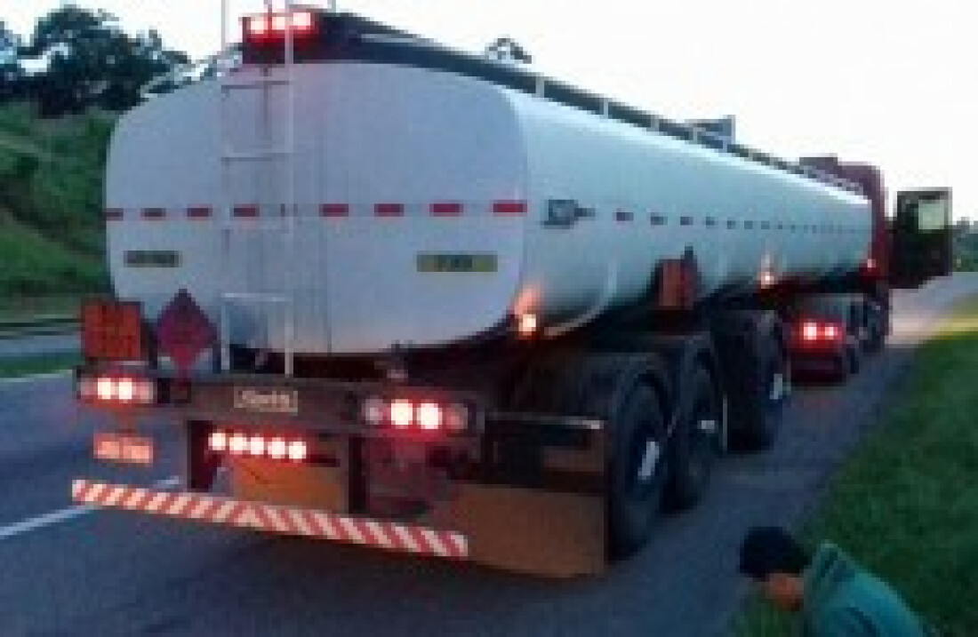 Polícia rodoviária recupera carreta em santa isabel: