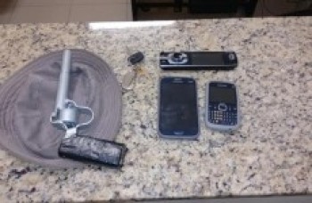 Trio é detido pela GCM por roubo de carro em Ferraz de Vasconcelos