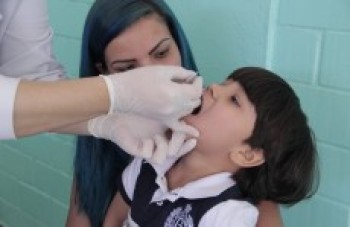 Suzano alcança 95% da meta na vacinação contra a pólio