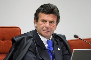 Dez liminares valem há mais de 5 anos