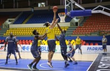 Mogi enfrenta o Vitória no jogo 2 das 4ªs de final