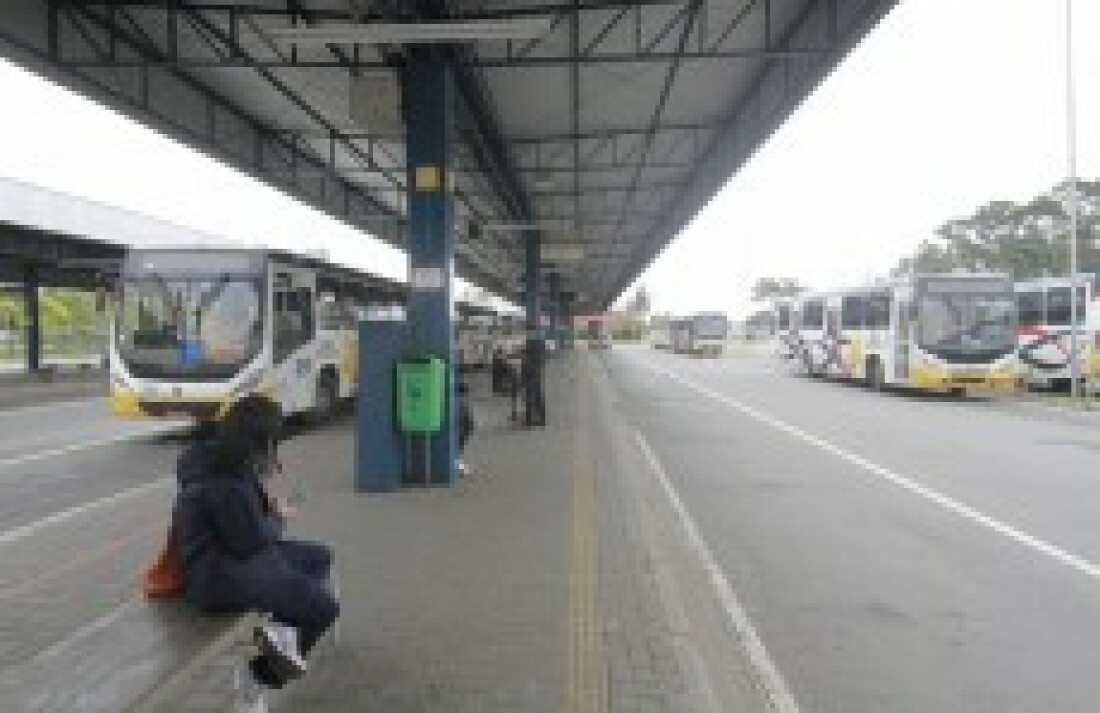 Paralisação de ônibus e trem atrapalha vida de mogianos