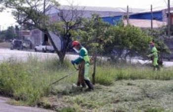 Jardim Camila recebe serviços do Cuida Mogi