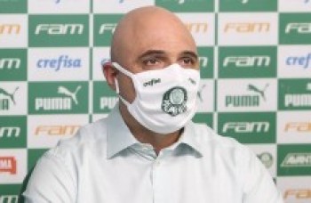 Modelo de jogo virá antes do treinador