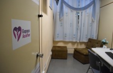 Espaço Acolher chega a mais estações, mas falta divulgação